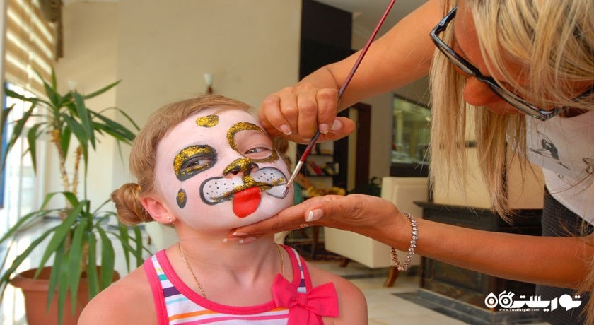 نقاشی روی صورت کودکان